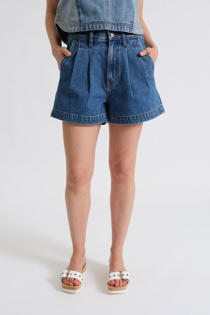 Coronado Pleated Short