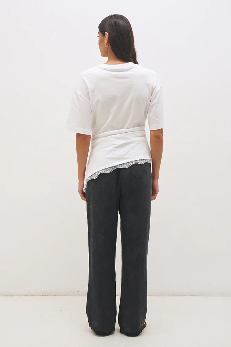 Liora T-Shirt