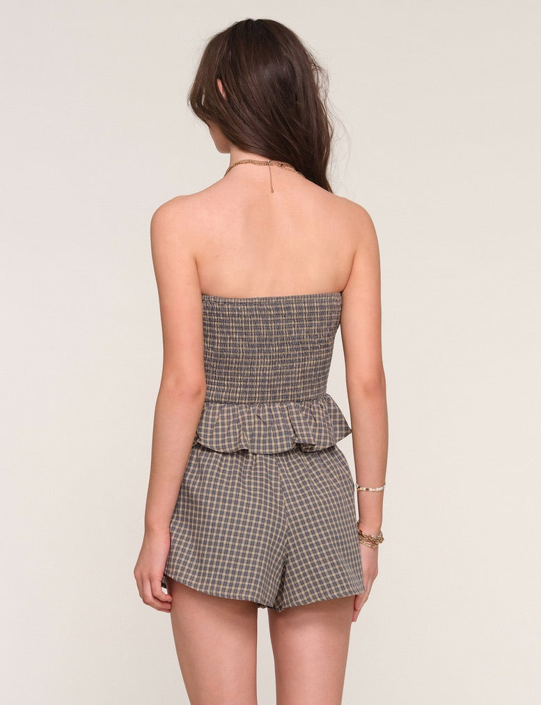 Flora Short