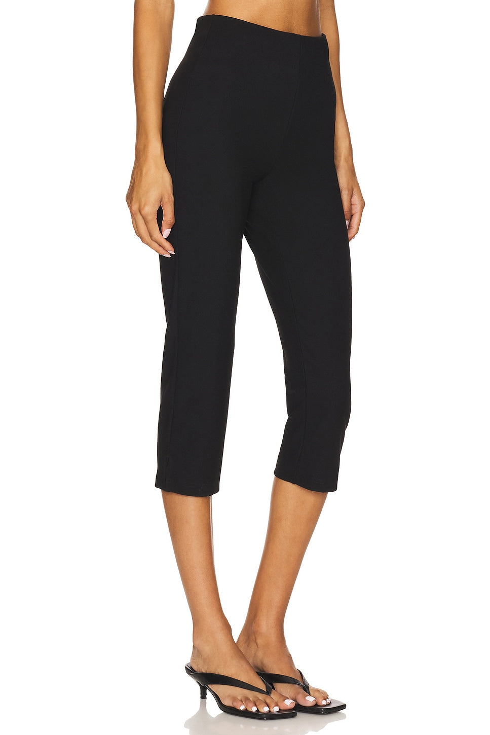 Kiera Capri Pants