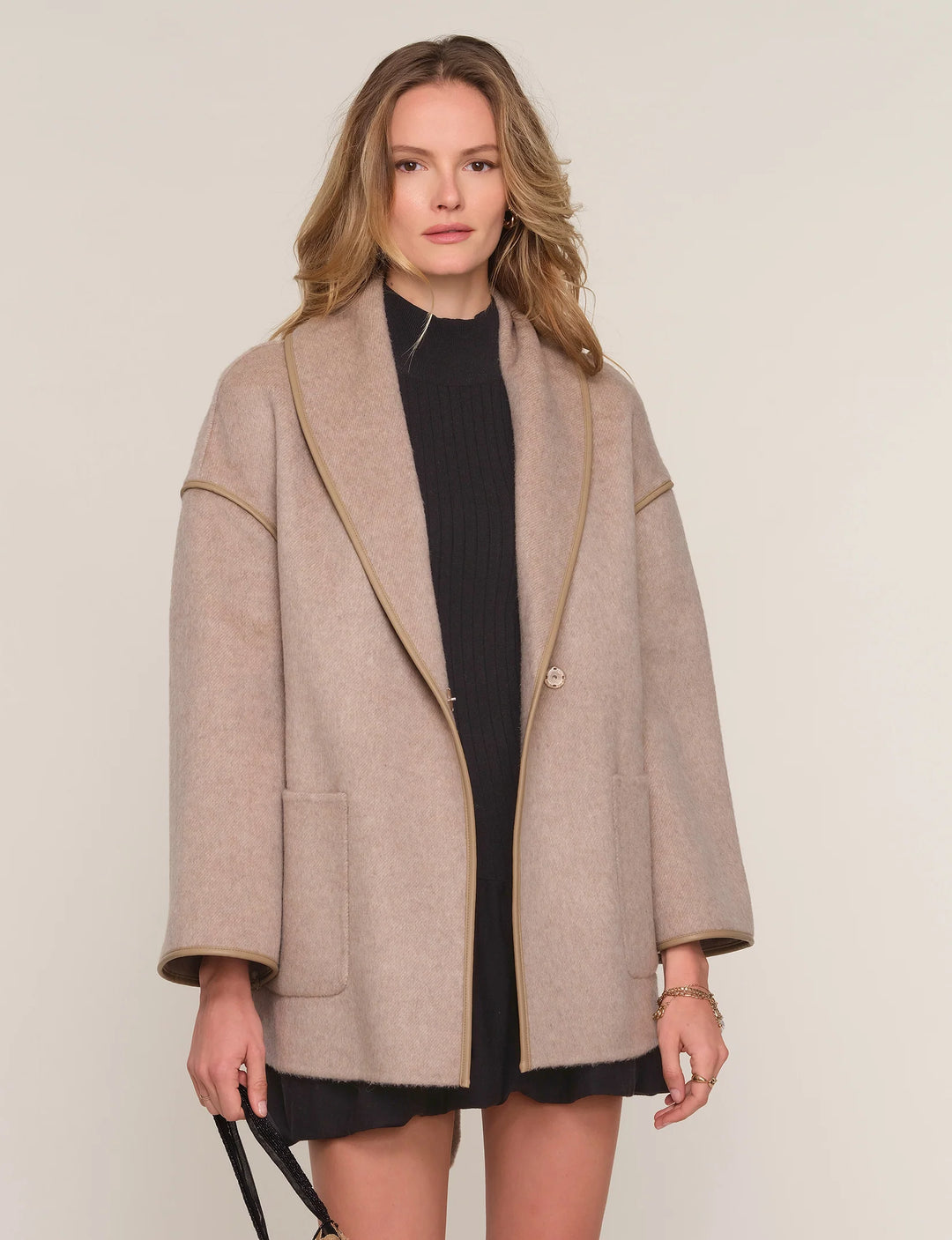 Ruth Coat