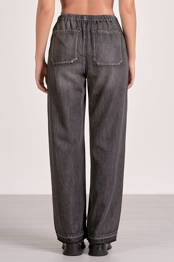 Nica Pant